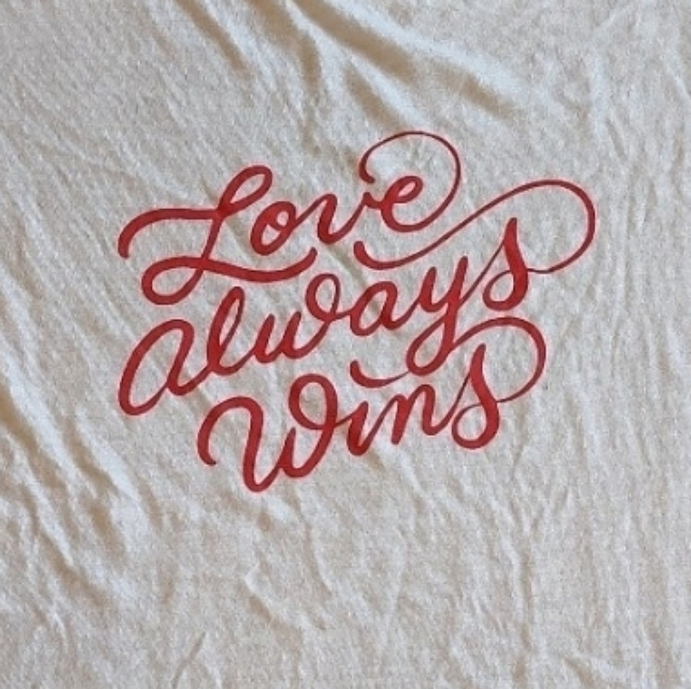 "Love Always Wins" women's tshirt size LARGE Banana Republic